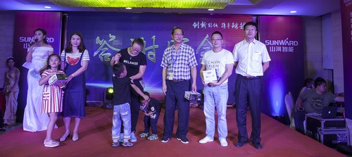 山河智能酷帥曾大蝦，一大波美圖帶你親臨北京BICES展