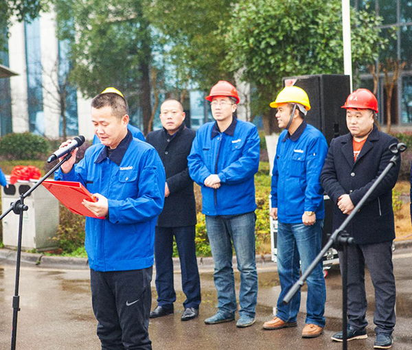 新年開門紅！山河智能5000萬裝備批量發(fā)車