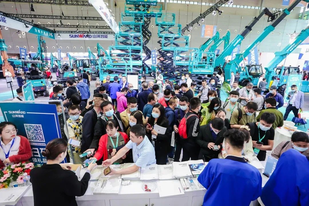“機甲盛宴”長沙展圓滿收官！山河智能展區(qū)亮點精彩回顧