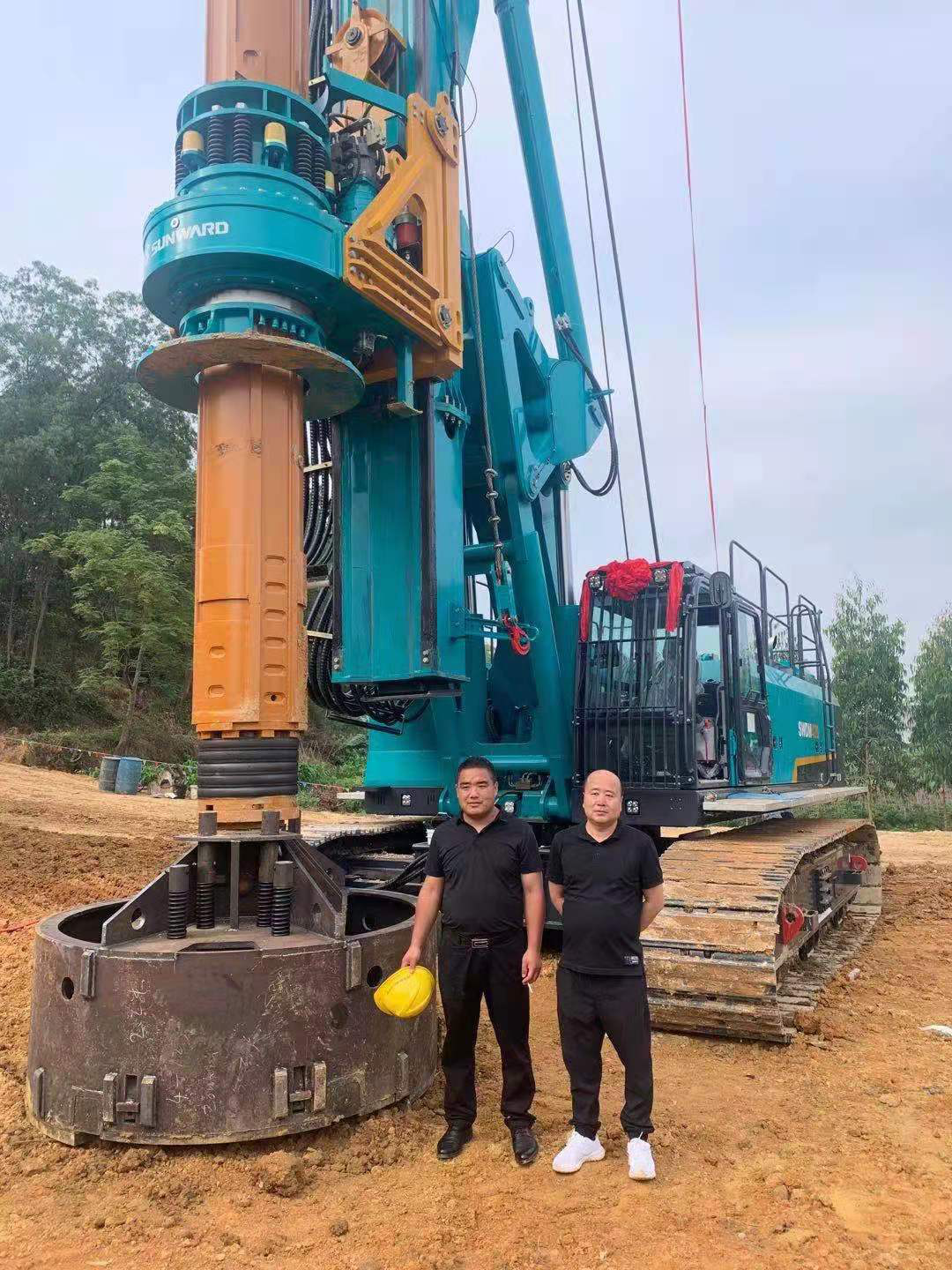 獻(xiàn)力塞上江南！山河智能旋挖鉆機(jī)參建銀昆高速寧夏段 | 百年風(fēng)華筑錦繡山河（4）