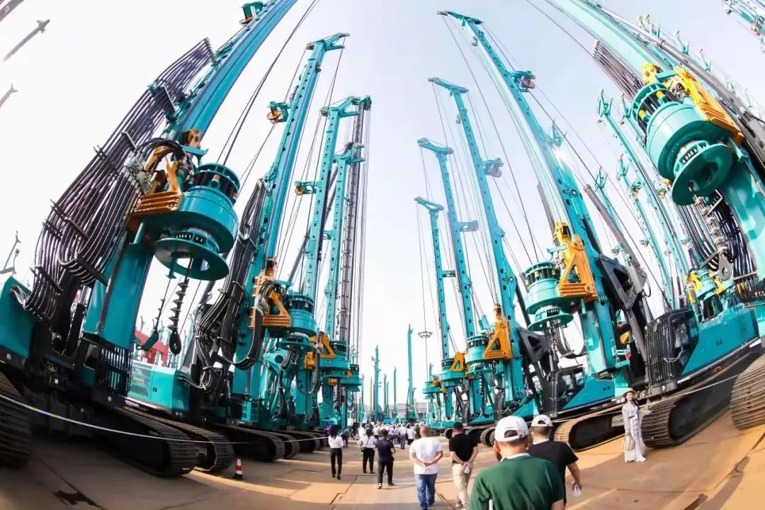 鉆孔直徑7米、鉆孔深度170米！世界最大旋挖鉆機(jī)成功下線