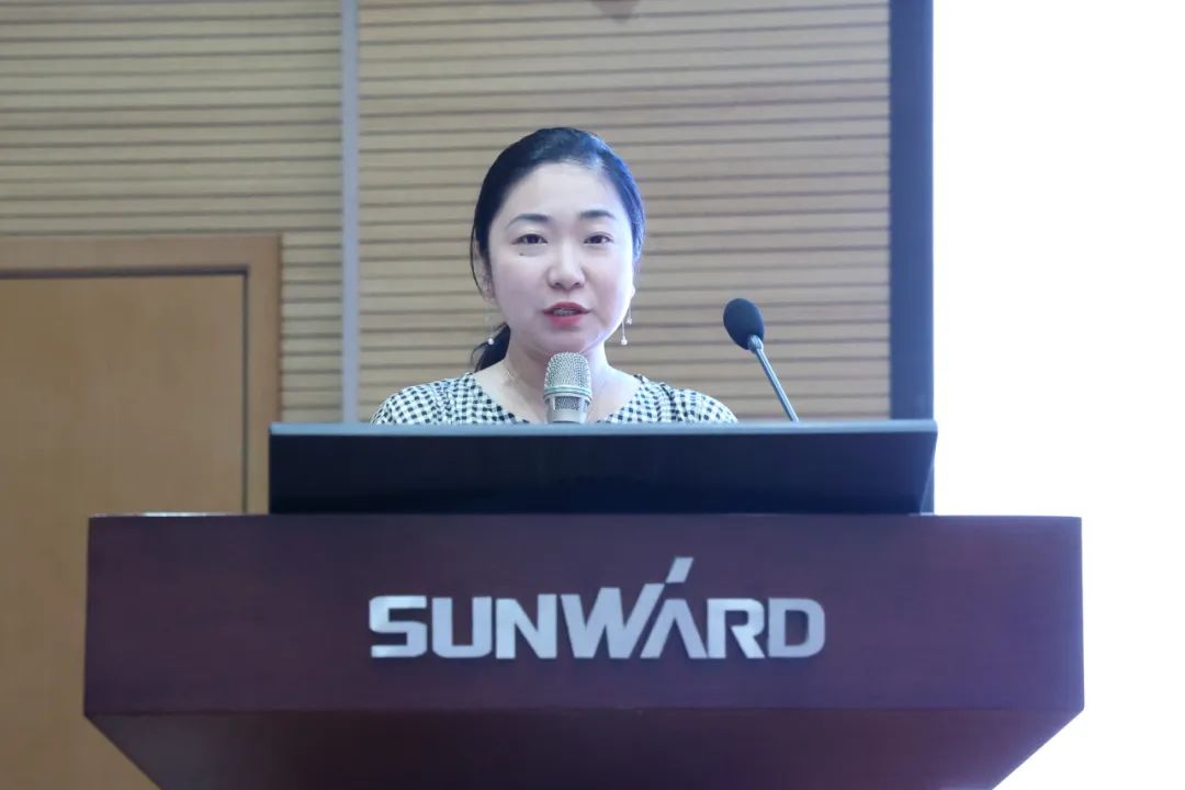 繽紛“暑”假，不負所“托”！山河智能職工子女暑期托管班結(jié)業(yè)啦