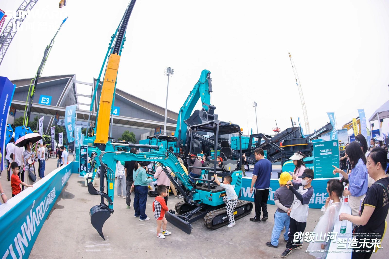 2025 CICEE | 山河智能歷屆長(zhǎng)沙展高光回顧！再啟新篇，邀您共赴創(chuàng)新之約！