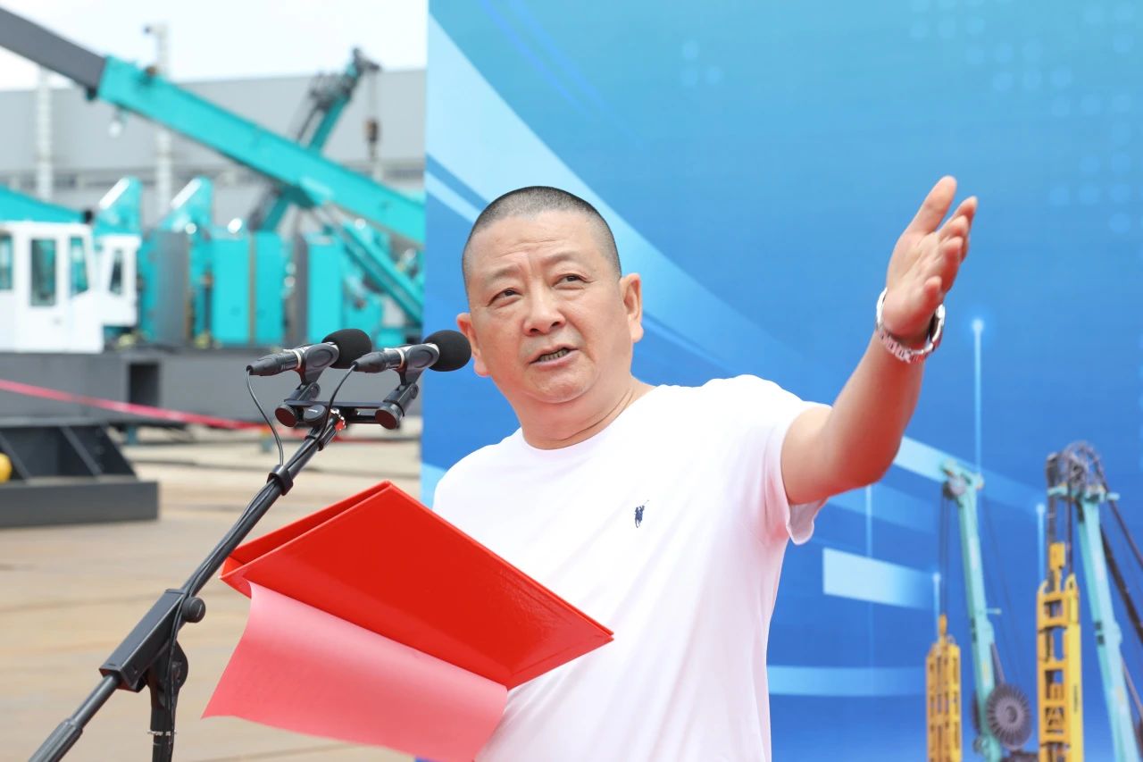 “破紀(jì)錄王者”再出征！山河智能SWDM800旋挖鉆機(jī)成功交機(jī)
